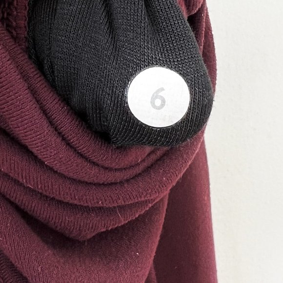 LULULEMON red high times pant wrap mesh - Picture 9 of 9